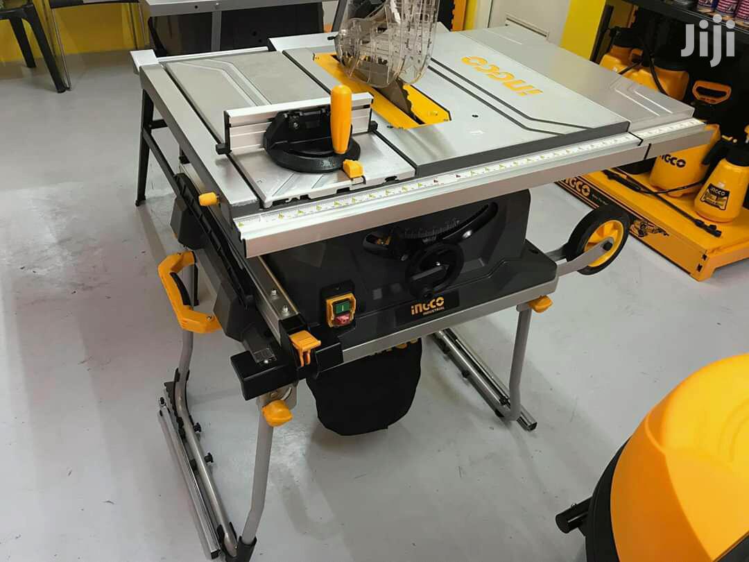 INGCO 1500w Table Saw TS15008