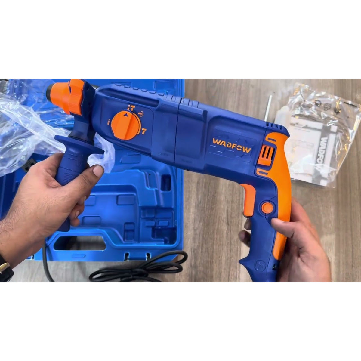 WADFOW 800w Rotary Hammer 26mm WRH1D26