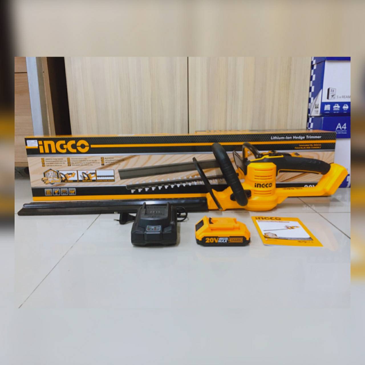 INGCO 20v Cordless Hedge Trimmer (WITH Battery & Charger) CHTLI20461