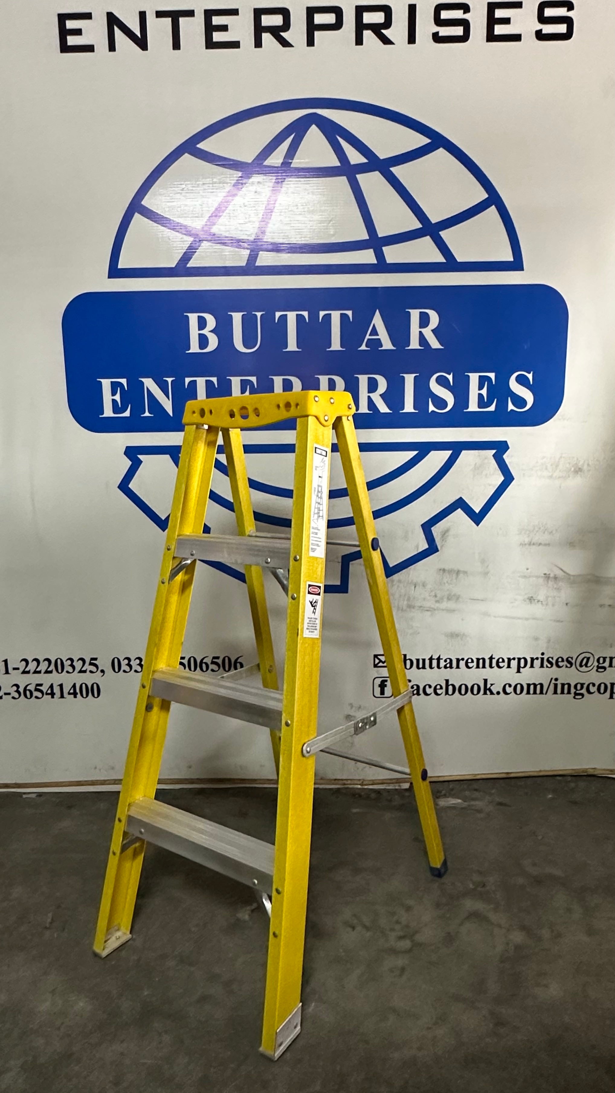 Fibre Ladder 4 step (4ft) – Buttar Enterprises