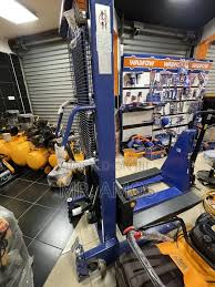 WADFOW 1500kg Manual Stacker 5.25ft WNK1R15